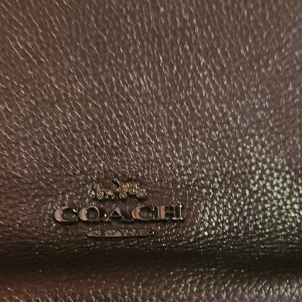 Coach Brown Leather Classic Shoulder Bag - Picture 3 of 13